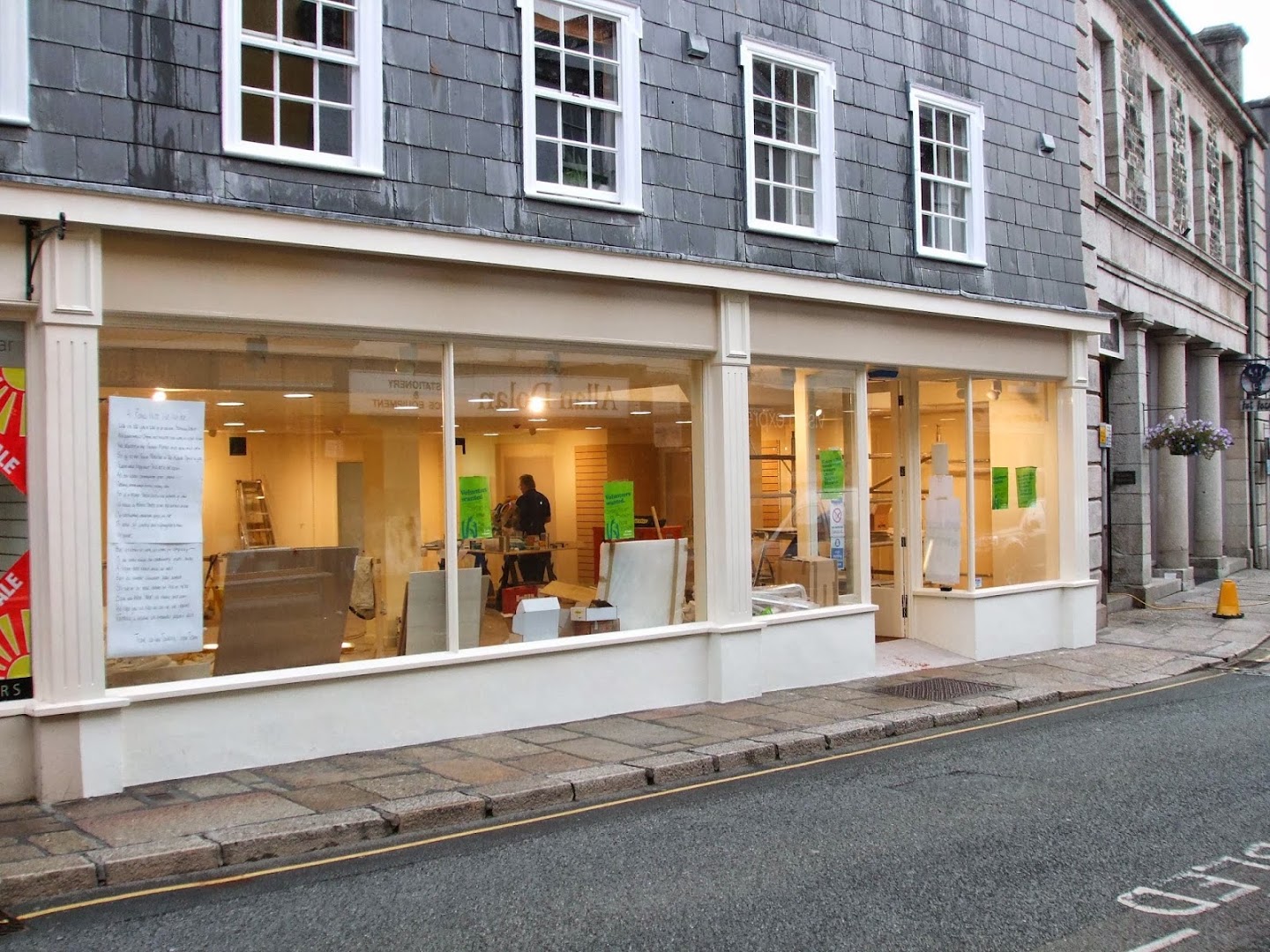 Looks Good Contractors Ltd. — Photos 5